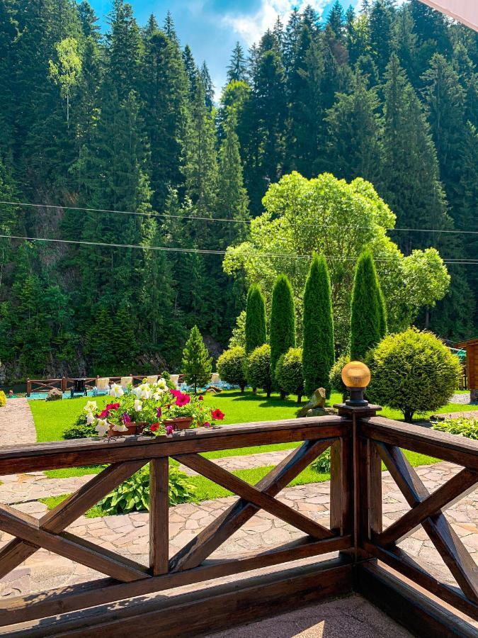 Forest House Tatariv Esterno foto