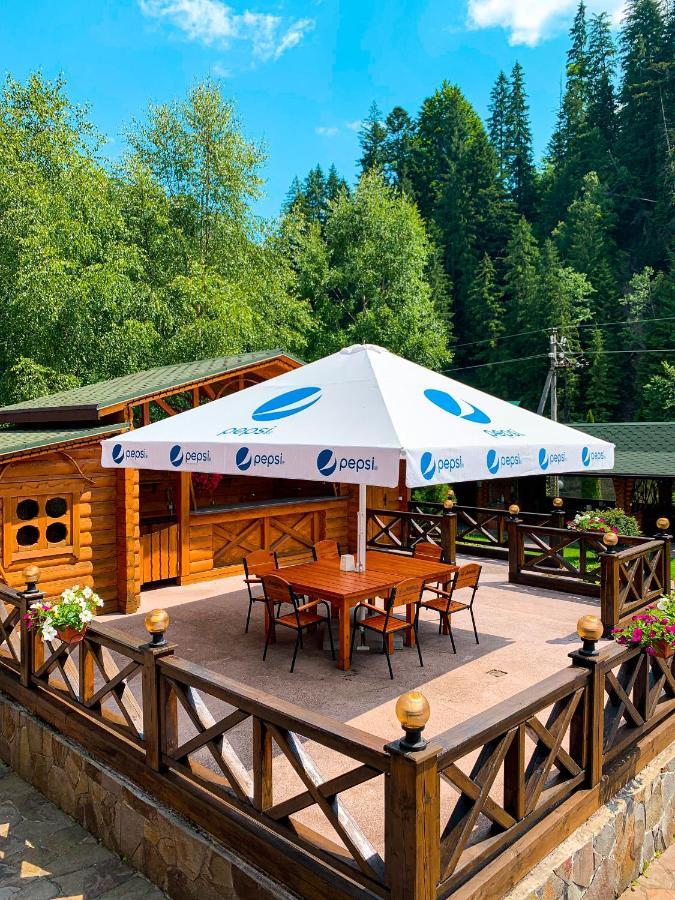 Forest House Tatariv Esterno foto