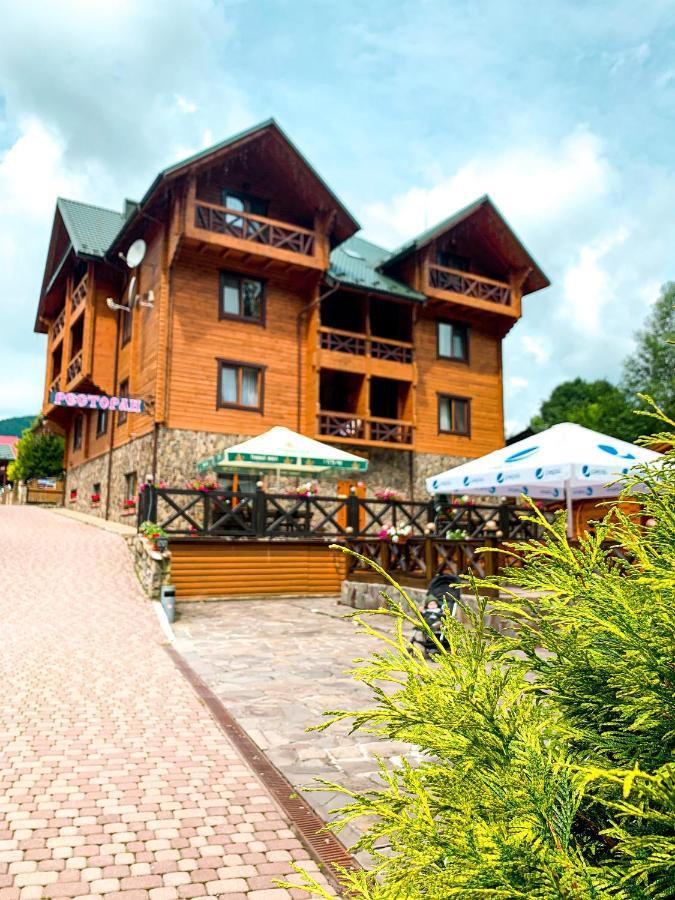 Forest House Tatariv Esterno foto