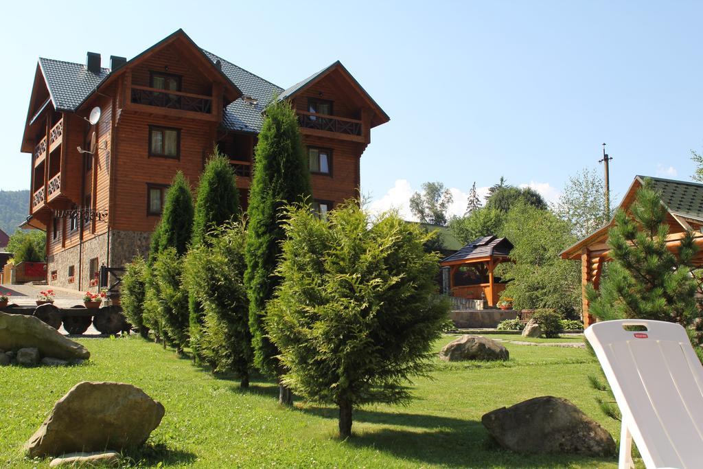 Forest House Tatariv Esterno foto