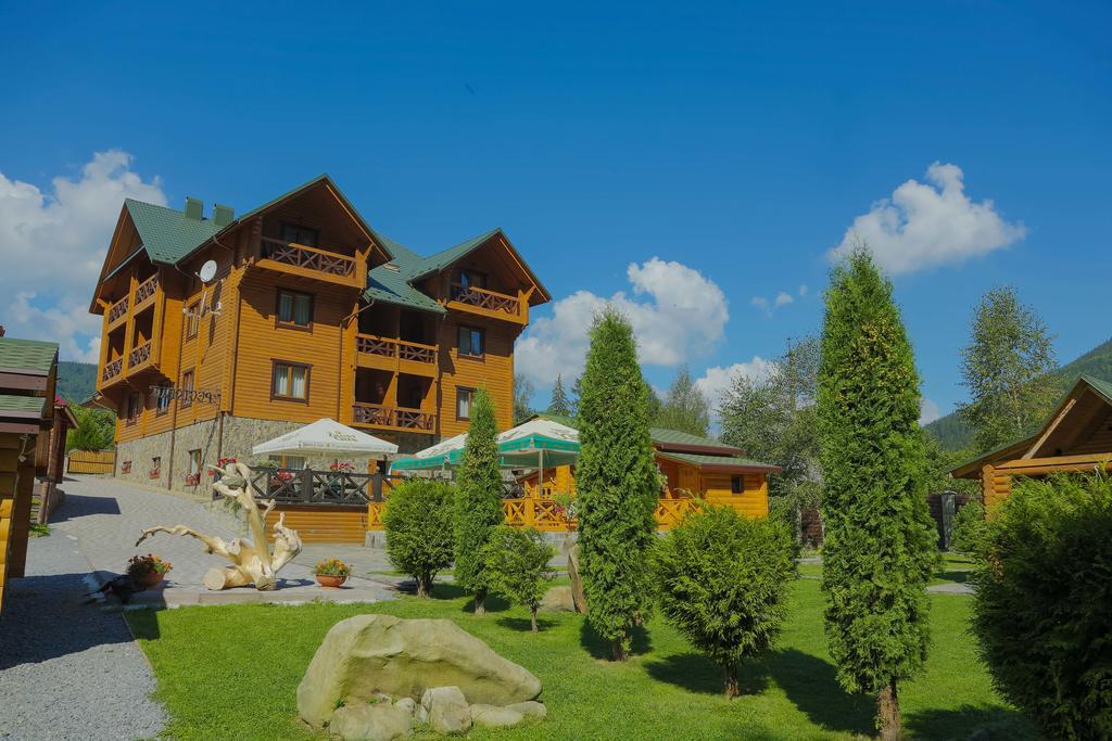 Forest House Tatariv Esterno foto